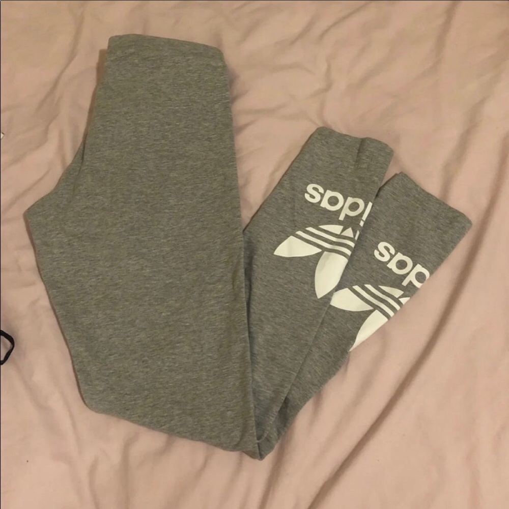 Adidas leggings